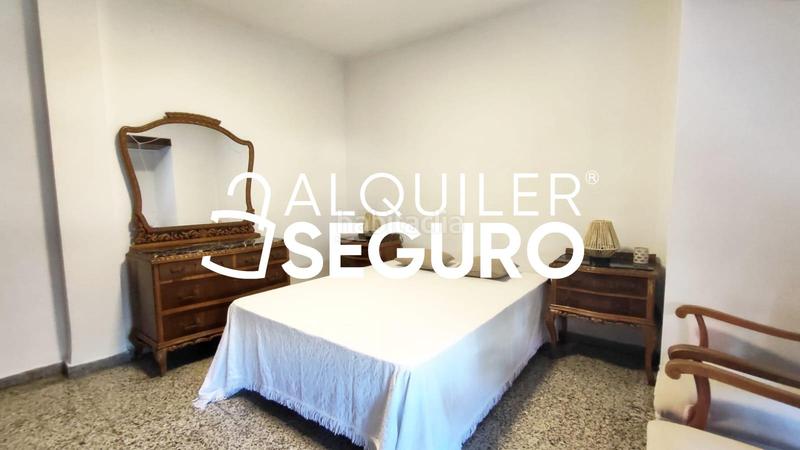 Foto 9b7b2d3b-0fc3-44f0-ab6e-085ea9c3231c. Alquiler piso  c adresadors en Sant Francesc Valencia