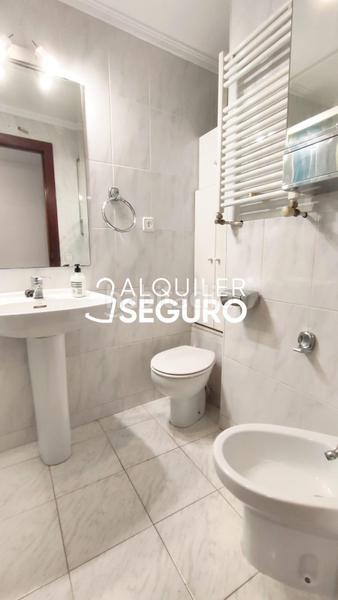 Foto ea86d56c-46ac-4c4a-ad13-c35d61118931. Alquiler piso  c adresadors en Sant Francesc Valencia