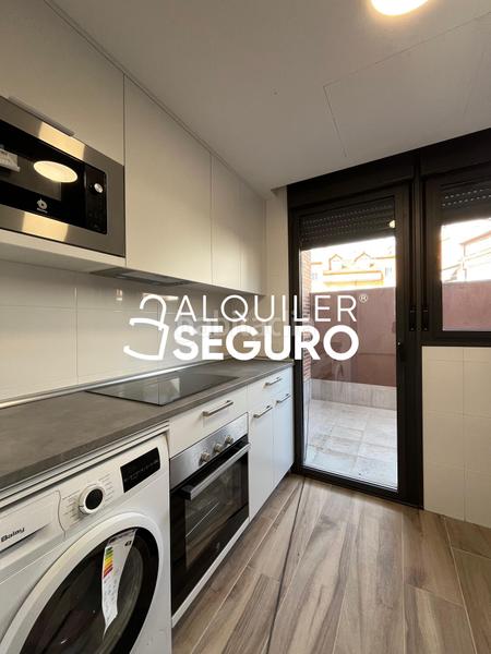 Foto 9b525b7c-46d5-48f8-a6ed-23b7b8094912. Location appartement avec chauffage parking dans Centro Fuenlabrada