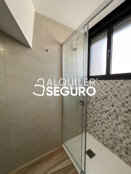 Foto 76d7e844-7aa4-4d4a-960a-a1bf6c6d6ec0. Alquiler ático  c de la harina en Centro Fuenlabrada