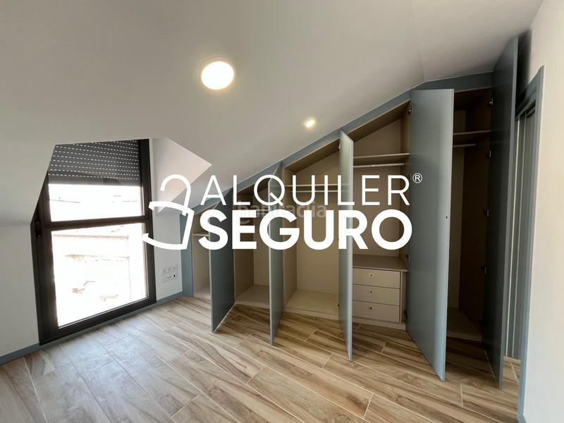 Foto 8cacf763-503d-4158-ad09-a3f2f08effee. Alquiler ático  c de la harina en Centro Fuenlabrada