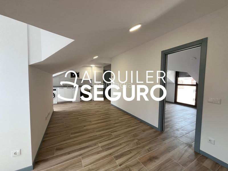 Foto de0a7d73-cd9e-47e9-9190-7ff7f1df00c7. Lloguer àtic amb calefacció aparcament a Centro Fuenlabrada