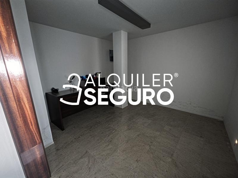 Foto b60fc4a4-88e5-42b3-9e6f-e0c53519fcfd. Location local commercial dans Villafontana - Estoril I Móstoles