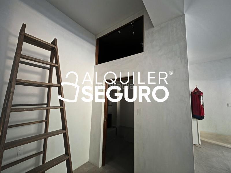 Foto b073bde6-1ef0-4b64-a6a3-4c93089dadbb. Rent business premise in Villafontana - Estoril I Móstoles