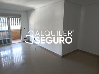 Alquiler Piso  Asociación de vecinos. Piso av. asociación de vecinos sevilla
