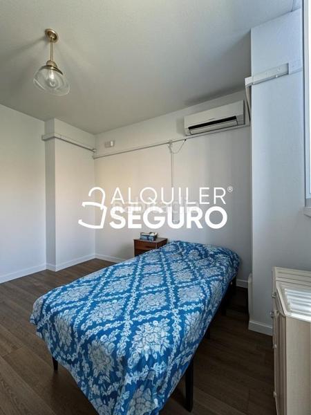 Foto 40da95c4-fd00-4b64-981d-80303ecb10db. Lloguer pis a Joaquina Eguaras Granada