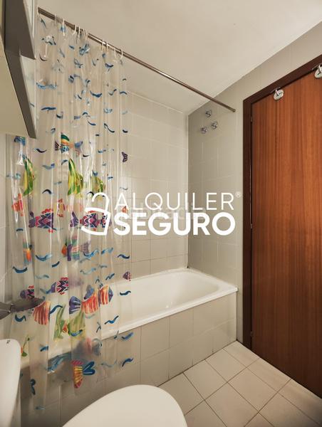 Foto 8d057057-cb40-4193-9798-06dabb613e12. Location appartement avec chauffage parking piscine dans Madrid