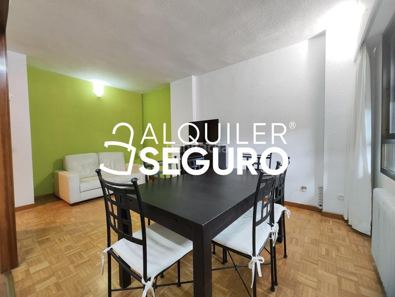 Foto ff5a00f9-c0ed-4d80-be69-95c8b544b858. Location appartement avec chauffage parking piscine dans Madrid