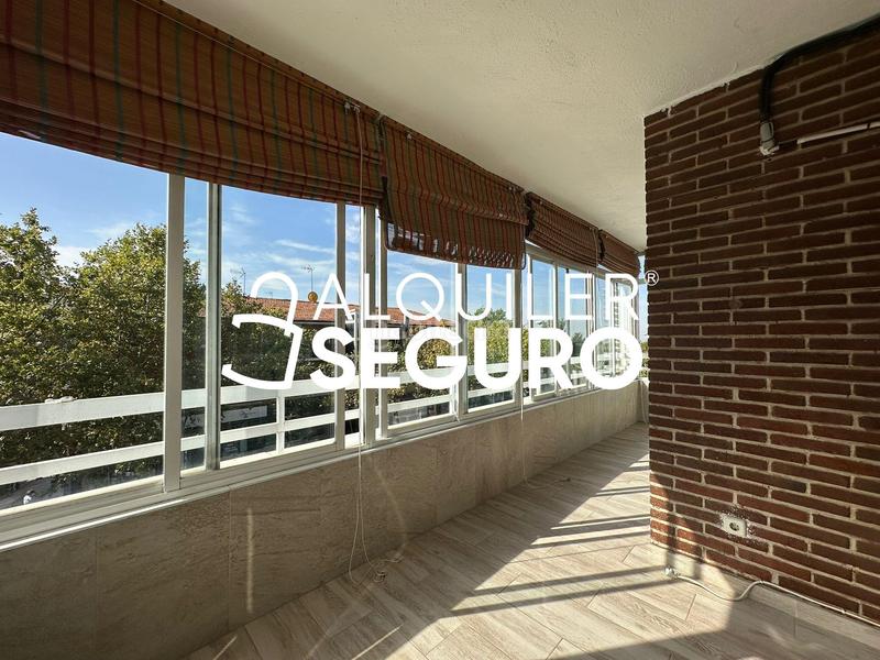 Foto 3af021f0-0725-4b33-94f3-cd00ab1a11a9. Rent flat with heating parking pool in Norte Majadahonda