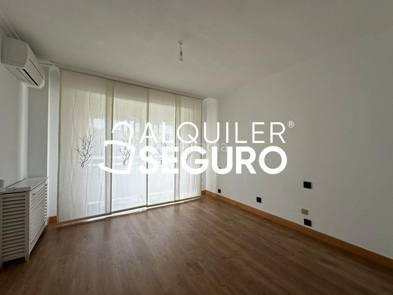 Foto 67ca6679-eb4b-41e9-a9c3-8287e0a4eaf6. Rent flat with heating parking pool in Norte Majadahonda