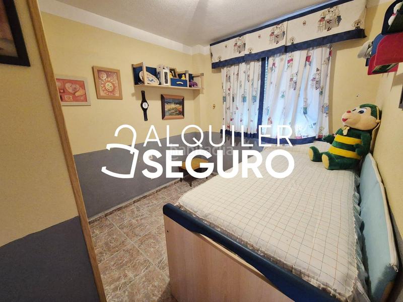 Foto 74ee83c3-61c4-4576-8491-edf424f6e505. Alquiler piso  c del porquet playa en Miramar