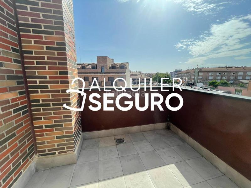 Foto 1f01e910-3805-4576-8a73-19295c3f9ebf. Location attique avec chauffage parking dans Centro Fuenlabrada
