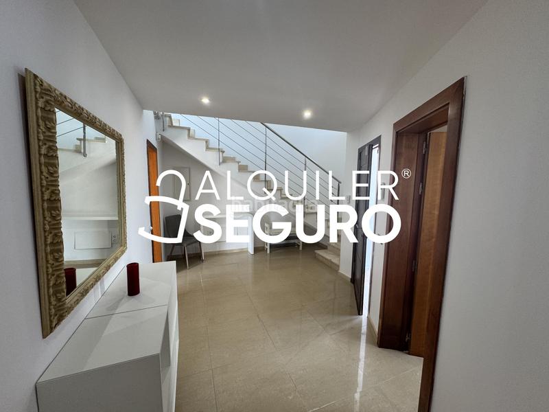 Foto 187a8e2b-4a93-4052-b076-b7b5ab115724. Location chalet avec parking dans Ciudad Universitaria Madrid