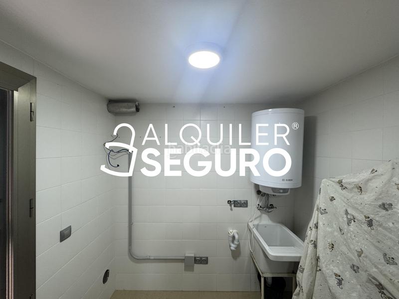 Foto ab5e74fe-ceed-407d-aaaf-def58c329388. Location chalet avec parking dans Ciudad Universitaria Madrid