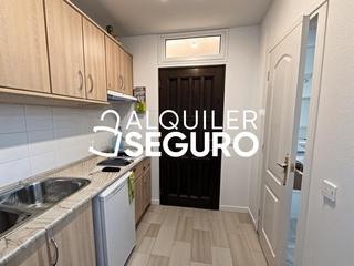 Rent Business premise  Avenida de las cumbres. Local de las cumbres chapas de marbella, las