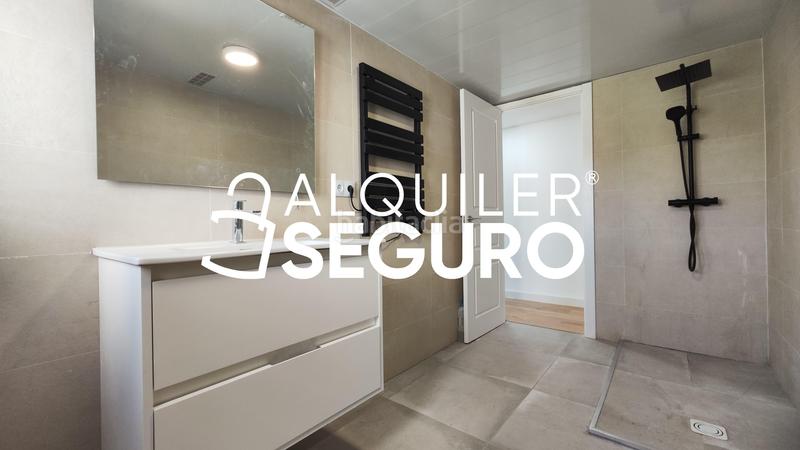 Foto e6eb10f8-e810-40f7-ae95-466f7fc914eb. Alquiler piso  pso. de la dirección en Valdeacederas Madrid