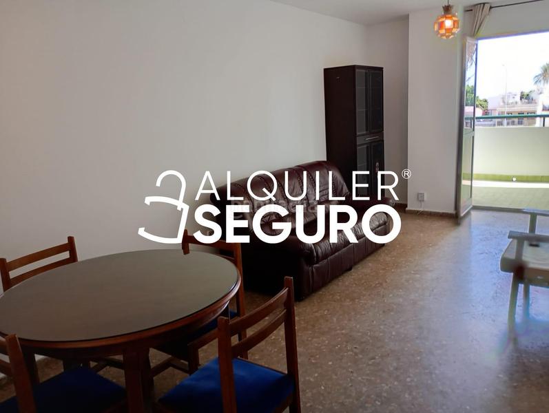Foto 2ce5c320-e82f-4bd4-b7fb-d94a63c02327. Location appartement avec parking dans El Palo Málaga