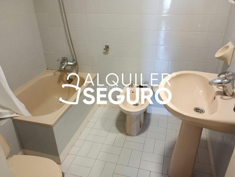 Foto 54ff54b4-4f0c-4ca1-9b59-e1315190257a. Location appartement avec parking dans El Palo Málaga