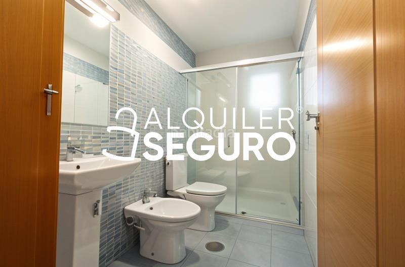 Foto c983faab-27fe-44ee-aee5-32e3d757778d. Alquiler piso  c don juan maldonado el en Padul