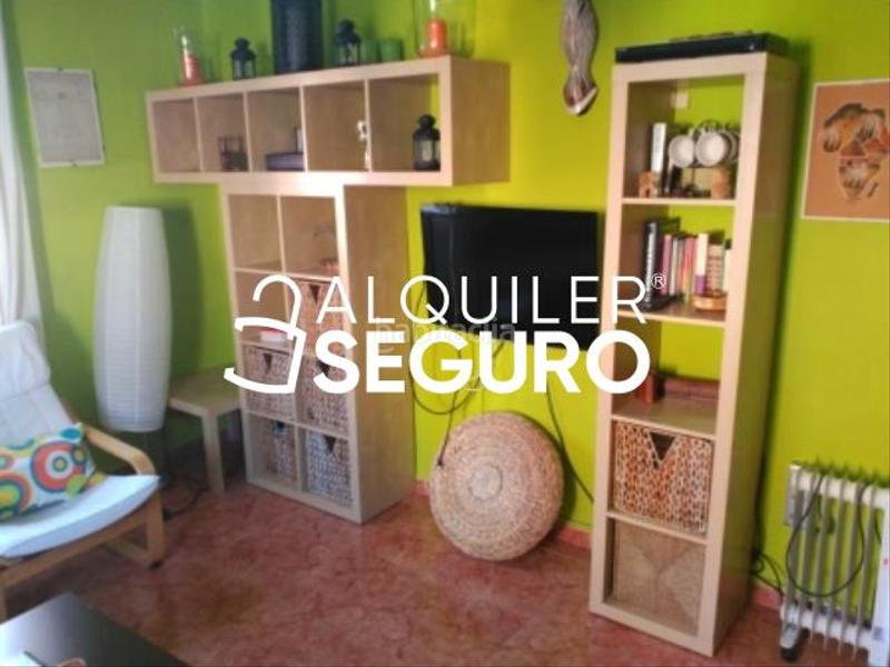 Foto 379b4722-52ac-4a4d-abe9-6b7fbd8ba5ca. Alquiler piso  c carlos brujes en Tiro de Línea Sevilla