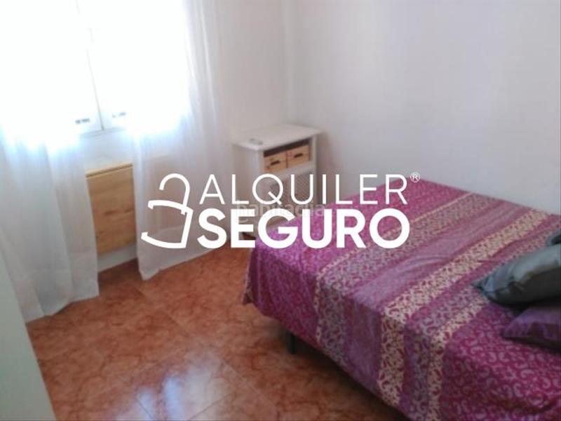 Foto 969e2fe4-7cec-4374-9231-5d6be81568da. Alquiler piso  c carlos brujes en Tiro de Línea Sevilla