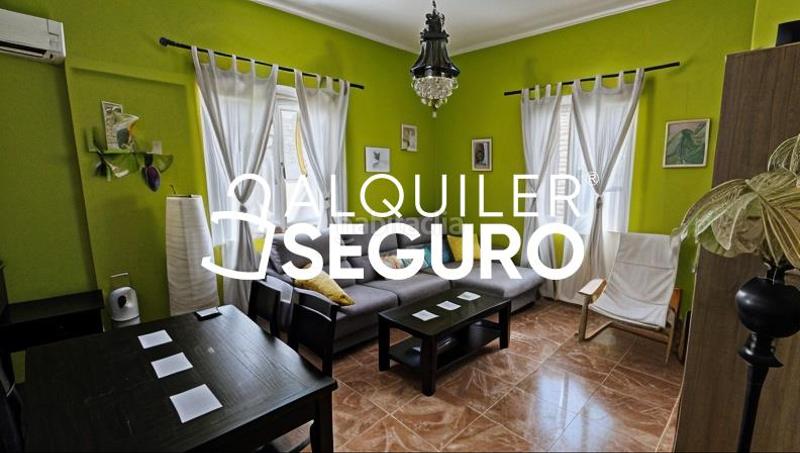Foto c070b878-312d-44d1-9098-c8517345f874. Alquiler piso  c carlos brujes en Tiro de Línea Sevilla