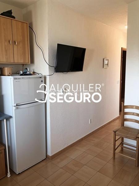 Foto b9fe67fd-7725-4661-b080-a6e754c7f6da. Alquiler piso  c antonio gil en Gaspar Perelló Torrevieja