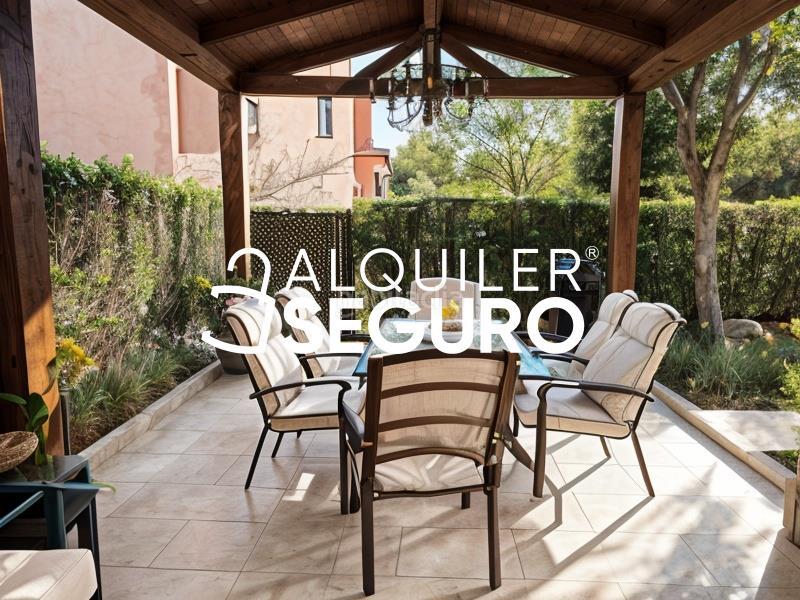 Foto d5d26689-0ed2-4781-a928-3b4d75b0ff49. Rent chalet with heating parking pool in Manilva pueblo Manilva