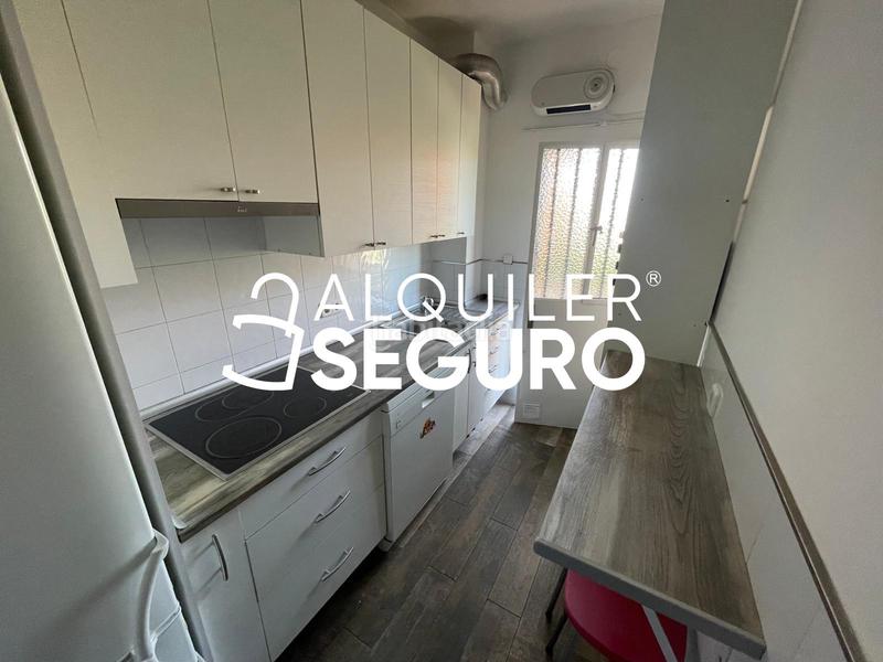 Foto 042e42a5-793b-4890-a88d-626f3a060036. Alquiler chalet  c del laurel en Centro Colmenar Viejo