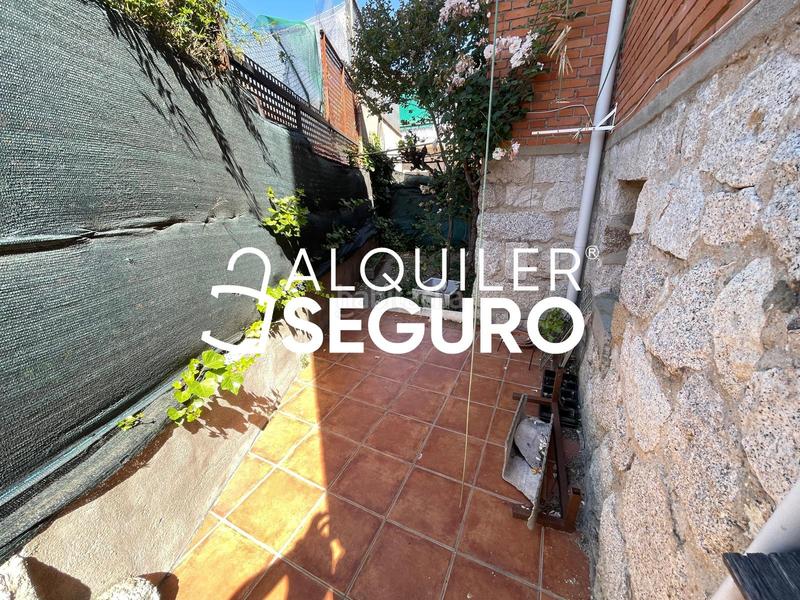 Foto 0faf0bdc-435f-47b7-87e9-2bfbe359b0f4. Alquiler chalet  c del laurel en Centro Colmenar Viejo