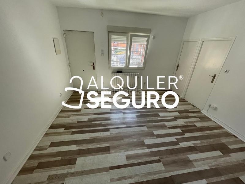 Foto b1642f9b-33b2-40b5-8013-ec9627044567. Alquiler chalet  c del laurel en Centro Colmenar Viejo