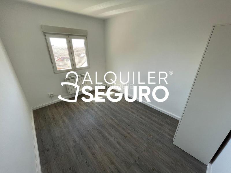 Foto cac2e273-6a37-4e99-880a-e6b844b0e875. Alquiler chalet  c del laurel en Centro Colmenar Viejo