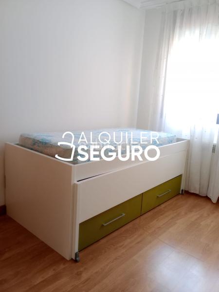 Foto 01c5a1b5-d3b5-48c9-8aa6-ba8fcbc9041a. Alquiler piso  c luis sanchez polack tip en Simancas Madrid