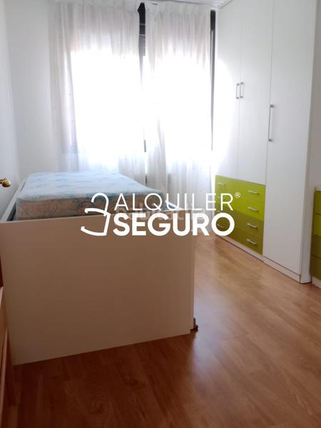 Foto 2a428db6-f3cf-4de6-bbe9-6160694a7ae3. Alquiler piso  c luis sanchez polack tip en Simancas Madrid