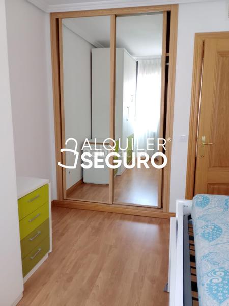 Foto 31f492c0-80cd-4856-a925-4ce90364cfe4. Alquiler piso  c luis sanchez polack tip en Simancas Madrid