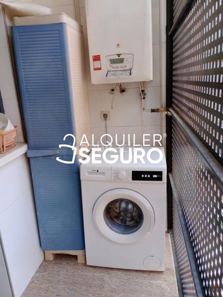 Foto 7db9546b-91b0-45ed-9118-961f33b15a3d. Alquiler piso  c luis sanchez polack tip en Simancas Madrid