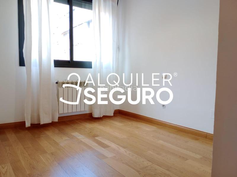 Foto df67d3b3-5c71-41a6-9c19-7039629fee24. Alquiler piso  c luis sanchez polack tip en Simancas Madrid