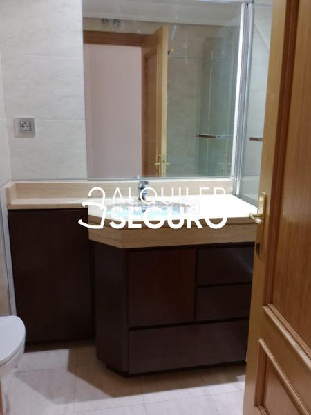 Foto 2ba67c26-243d-4650-9d59-8ac9c0a777ca. Location appartement avec chauffage parking piscine dans Madrid