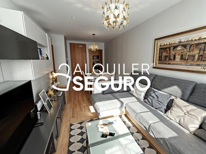 Foto 6141948a-af49-402f-bfad-8ab8d6a86542. Miete etagenwohnung mit heizung in Casco Antiguo Cáceres