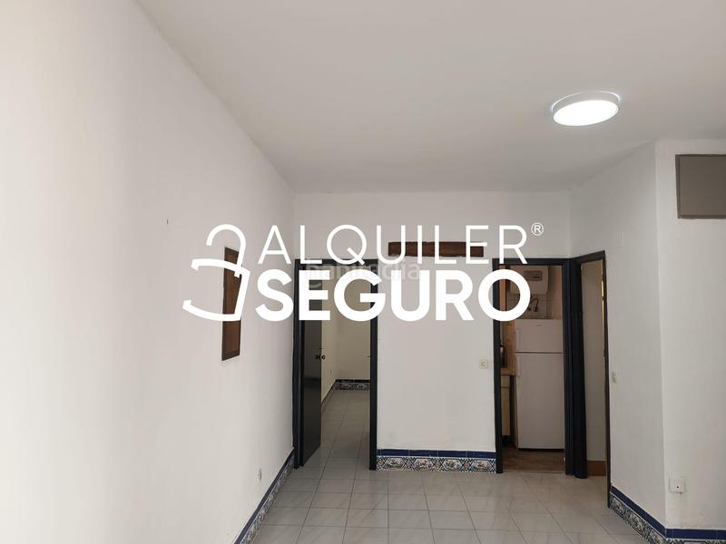 Foto 989d5200-de43-40ce-9948-9e988cd1f783. Alquiler piso  c jerónimo hernández en Encarnación - Regina Sevilla