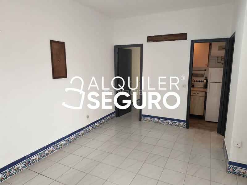 Foto a7ac8b2f-e169-4189-bc3f-c66f40680661. Alquiler piso  c jerónimo hernández en Encarnación - Regina Sevilla