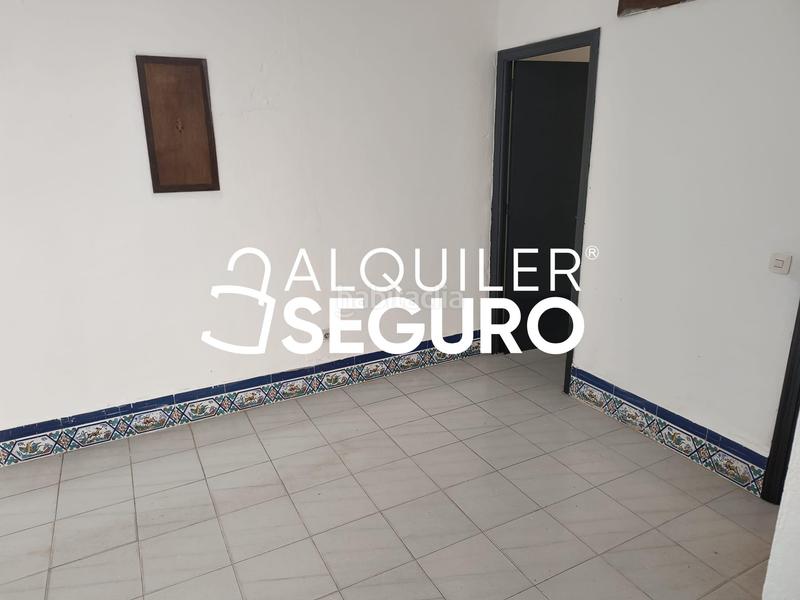 Foto c2c6945d-47e2-406e-9c53-d82a3343cf18. Alquiler piso  c jerónimo hernández en Encarnación - Regina Sevilla