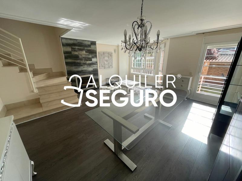 Foto 0793b759-22a9-4fc0-afc1-d381f42253ff. Alquiler chalet  c libertad en Prado Norte Algete