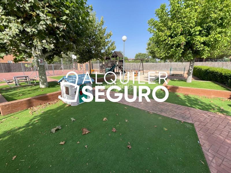 Foto 21d39b09-d5d7-44d0-a8e7-96e59f348197. Alquiler chalet  c libertad en Prado Norte Algete