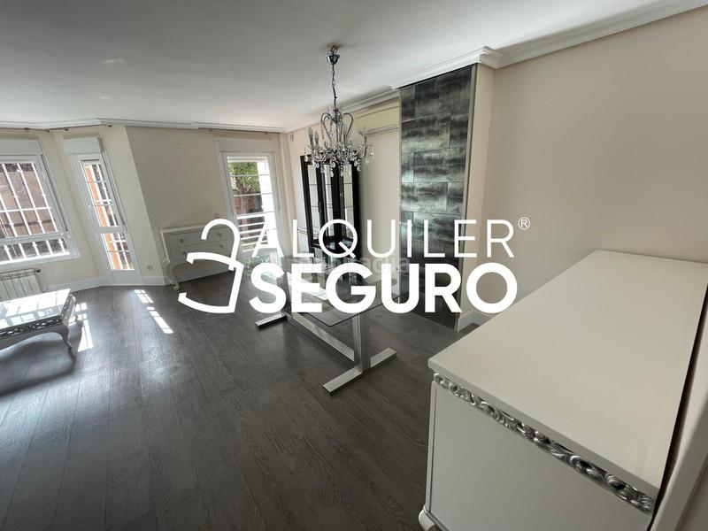 Foto 249c1135-2b67-48e5-91e3-4735aa5b0e57. Alquiler chalet  c libertad en Prado Norte Algete
