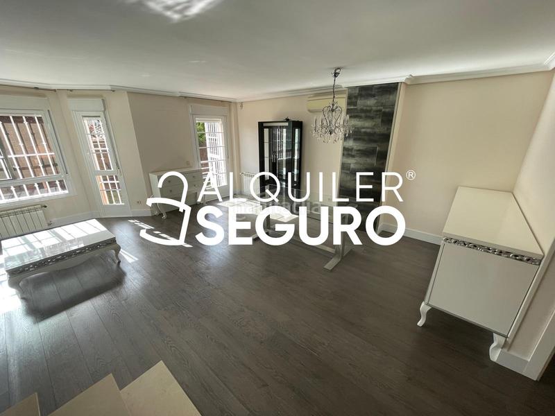 Foto 9a5874ca-9b62-4cee-b703-1c0f32e727bb. Alquiler chalet  c libertad en Prado Norte Algete