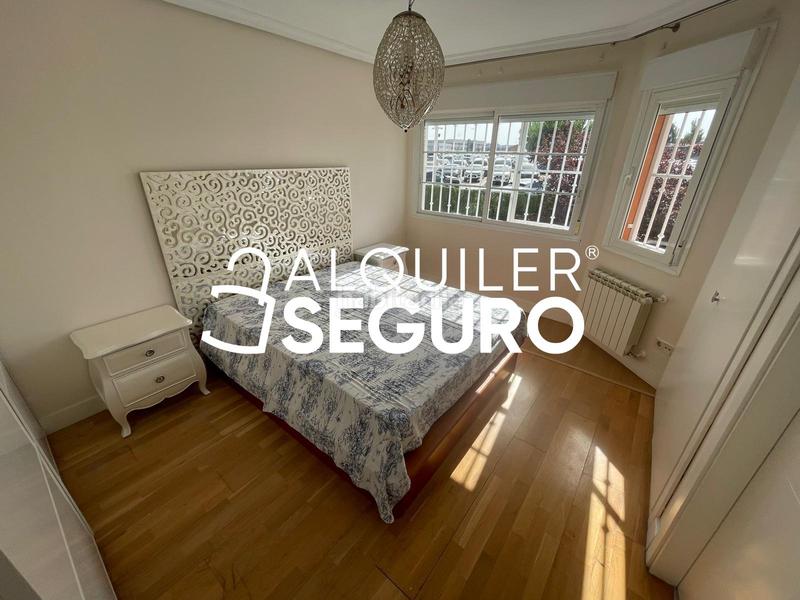 Foto b840ec54-3b75-4f56-830f-ce89d324429b. Alquiler chalet  c libertad en Prado Norte Algete