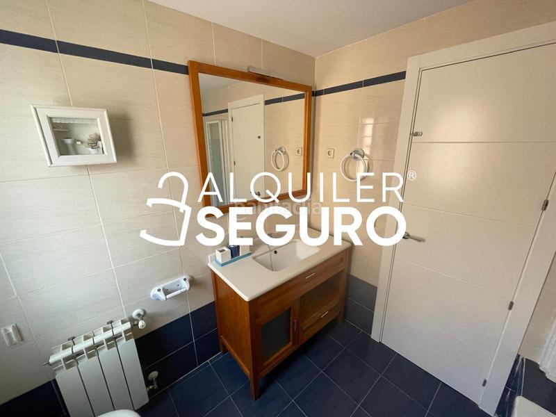 Foto f2cd4a09-bcd4-47d8-aded-fa6d26cd09ea. Alquiler chalet  c libertad en Prado Norte Algete