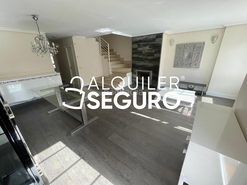 Foto 744a0a1b-3b12-4679-84e7-dae5751c00ac. Miete chalet mit heizung parking pool in Prado Norte Algete