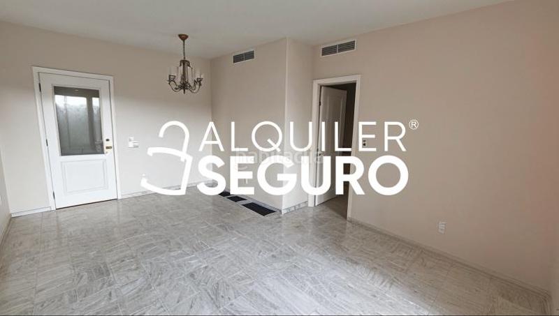 Foto 1e835a0f-6425-4395-9787-7ef8ea93ba5a. Alquiler piso  c pureza en Santa Eufemia Tomares